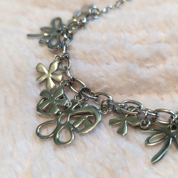 Cookie Lee Silver Necklace and Bracelet Set - Picture 5 of 5